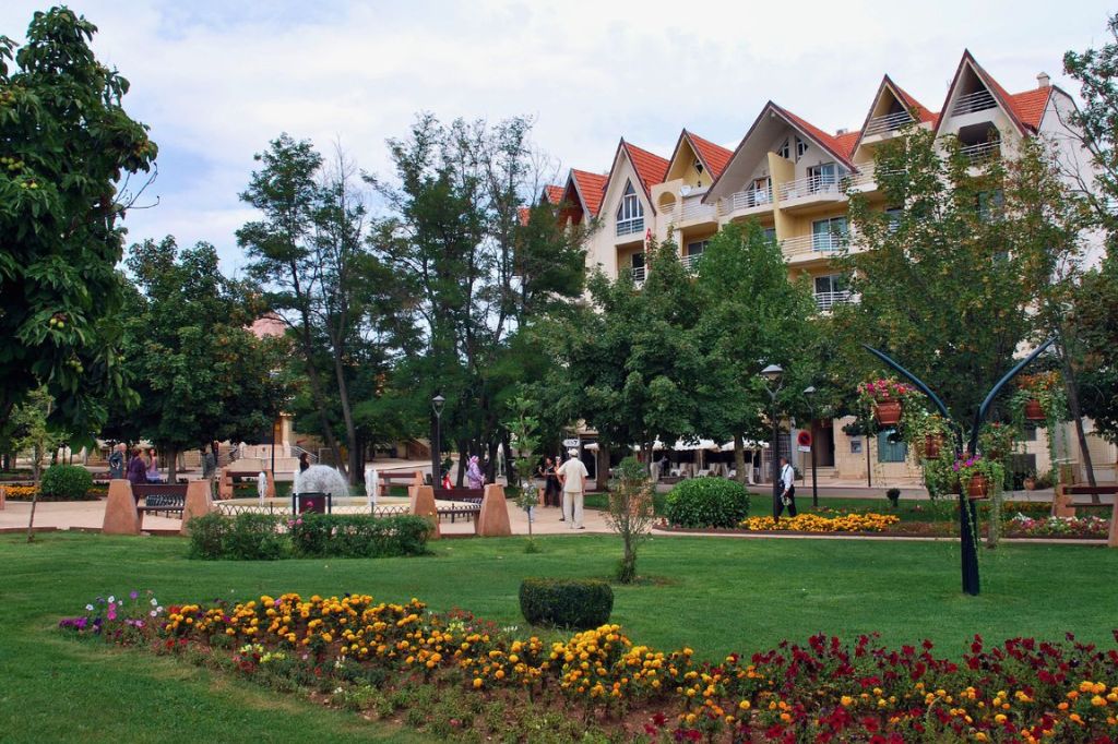 3 Days Fes to Marrakech Desert Tour